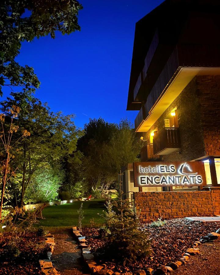 Hotel Els Encantats Еспот Екстериор снимка